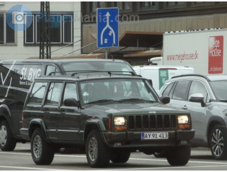 AY 91413, Jeep Cherokee