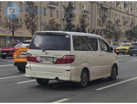 03 086 VIP, Toyota Alphard