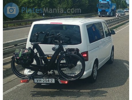 VH-254-Z, Volkswagen Multivan