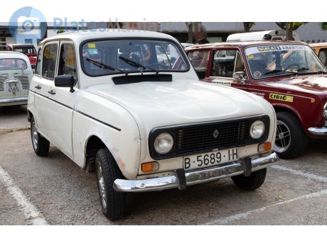B 5689 IH, Renault 4