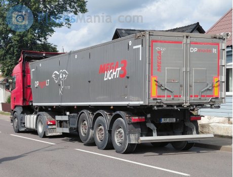 RF 660, MEGA Trailers