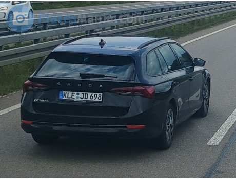 KLE JD 698, Skoda Octavia
