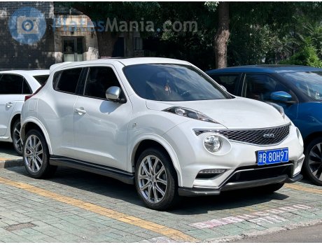 津B·80H97, Infiniti ESQ