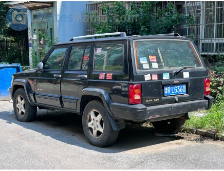 津R·LG360, BAW Jeep 2500