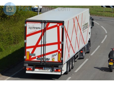 R 8426 BDN, Schmitz SKO