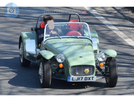 LJ17 DXT, Caterham Seven