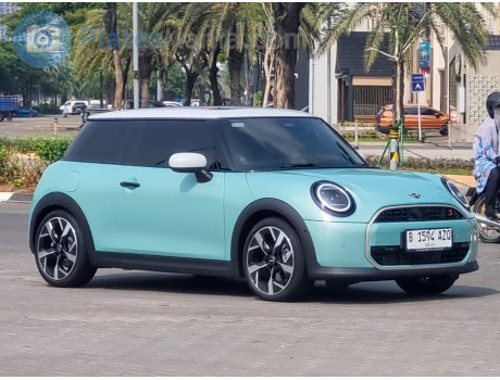 B 1594 AZQ, MINI Hatch