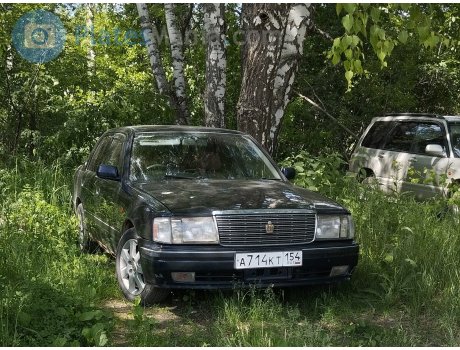 а714кт154, Toyota Crown