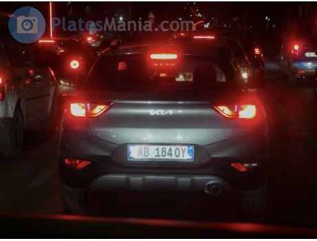 AB 184 OY, Kia Stonic
