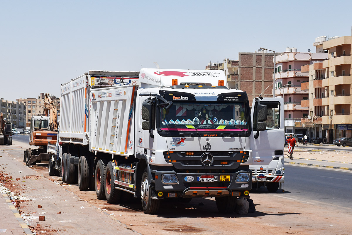 ٦٧١٩ بعر, Mercedes-Benz Actros 