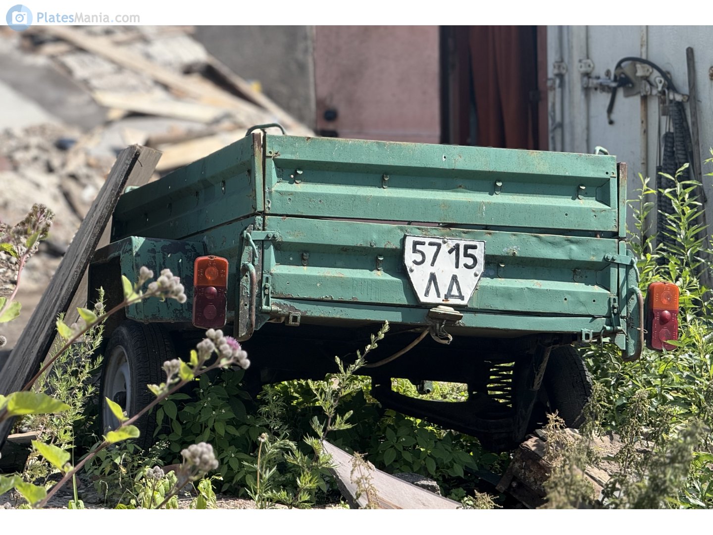 5715 ЛД, Kurganmashzavod (KMZ) 8284 