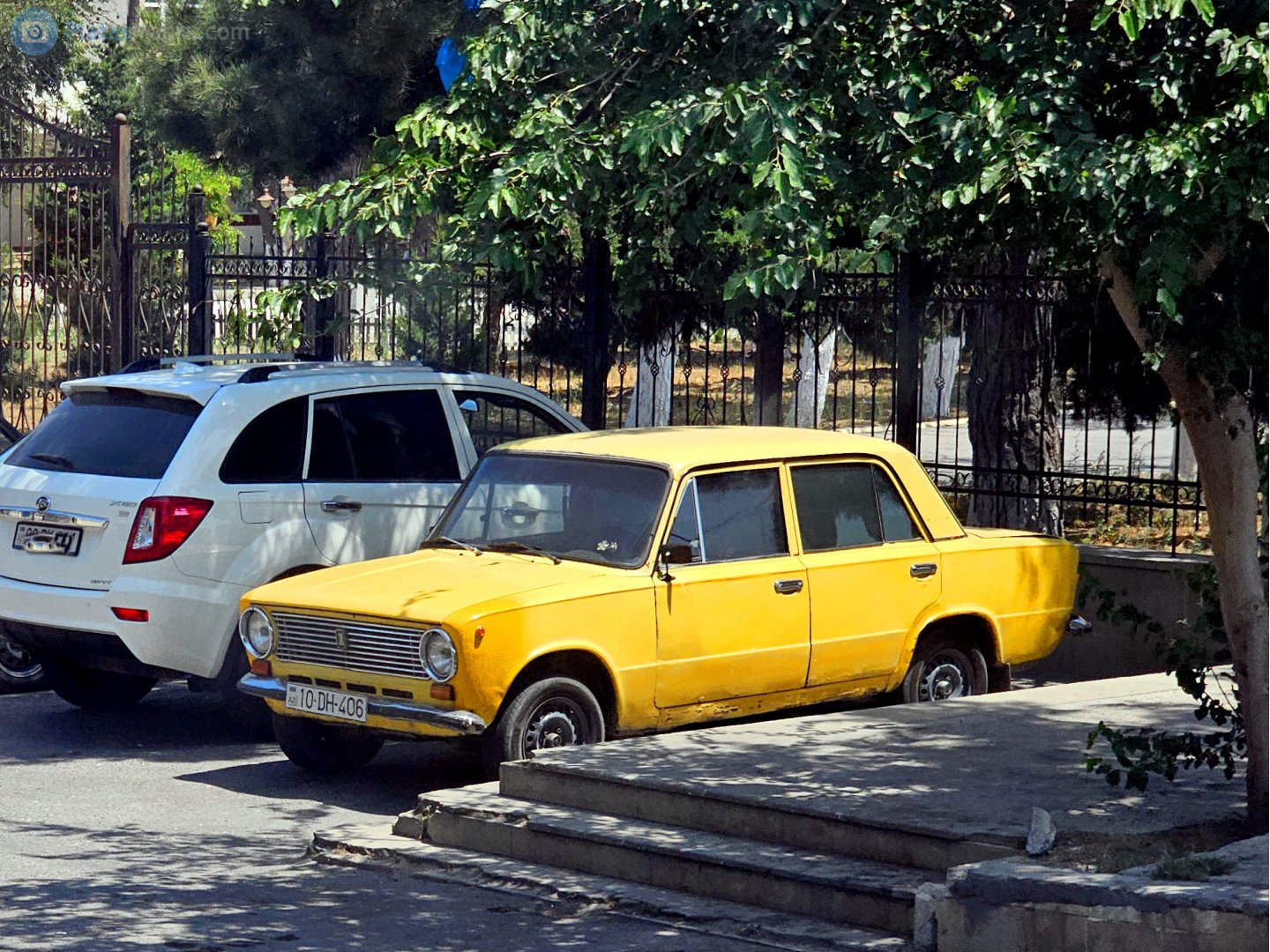 10 DH 406, Lada (VAZ) 2101 2101, 1970–1983