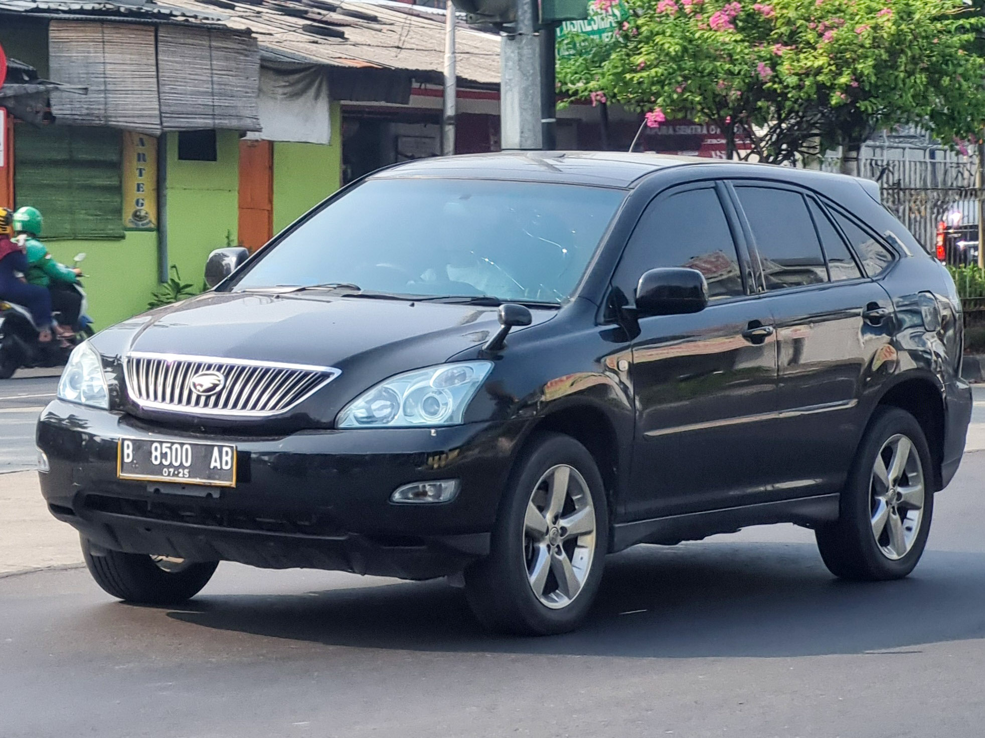 B 8500 AB, Toyota Harrier 2nd gen (XU30), 2003–2013
