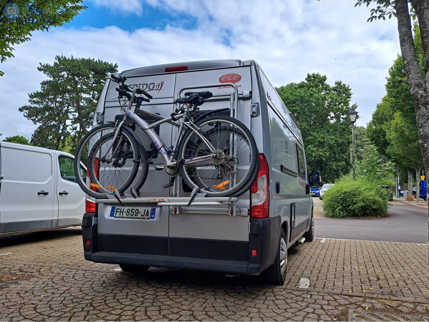 FH-859-JA, Rapido Serie Van 