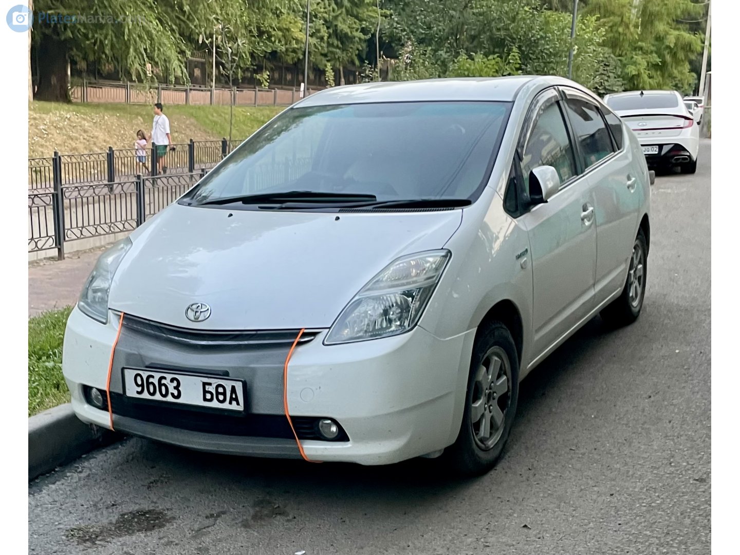 9663 БӨА, Toyota Prius 2nd gen (NHW20), 2003–2011