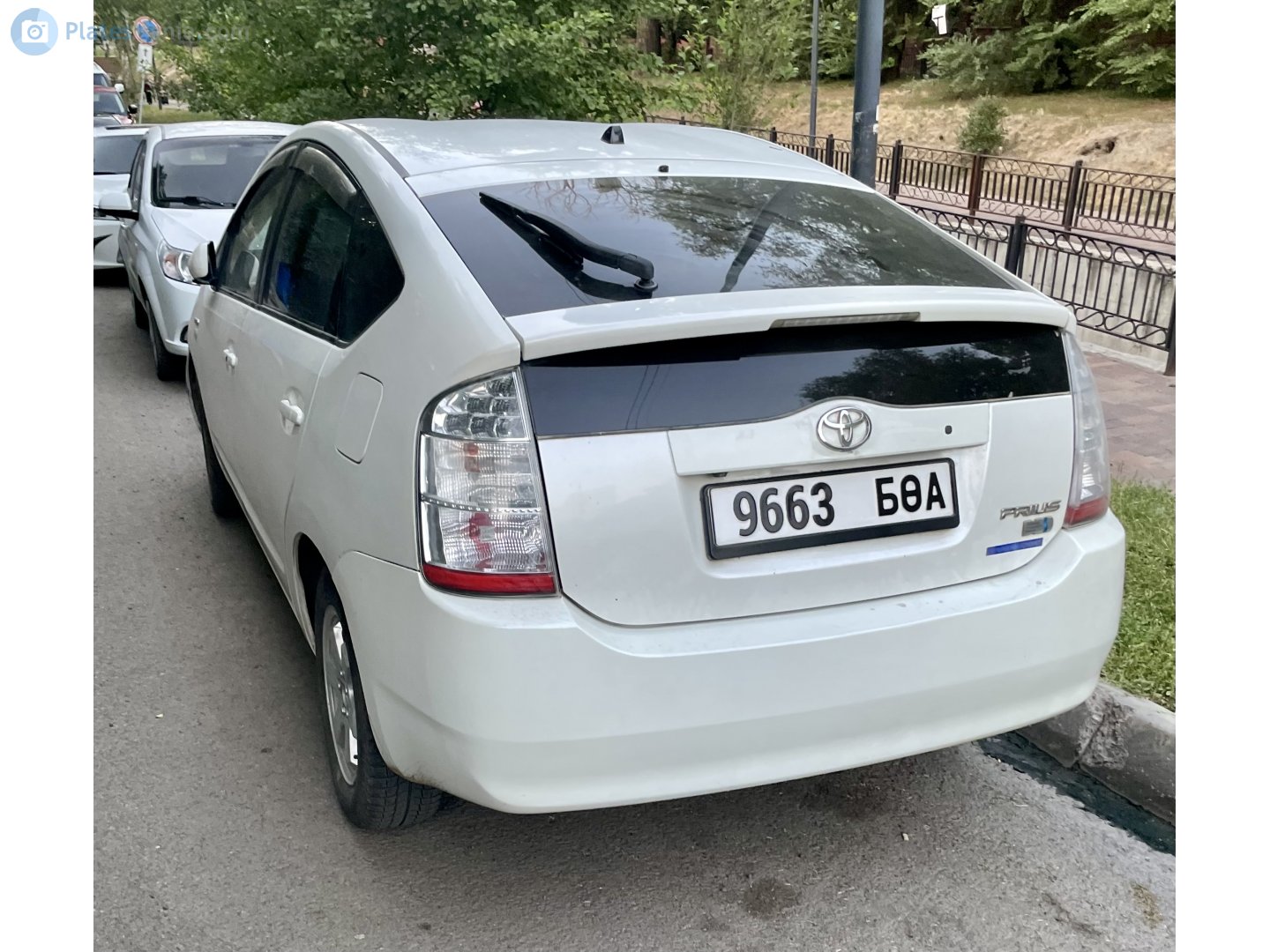 9663 БӨА, Toyota Prius 2nd gen (NHW20), 2003–2011