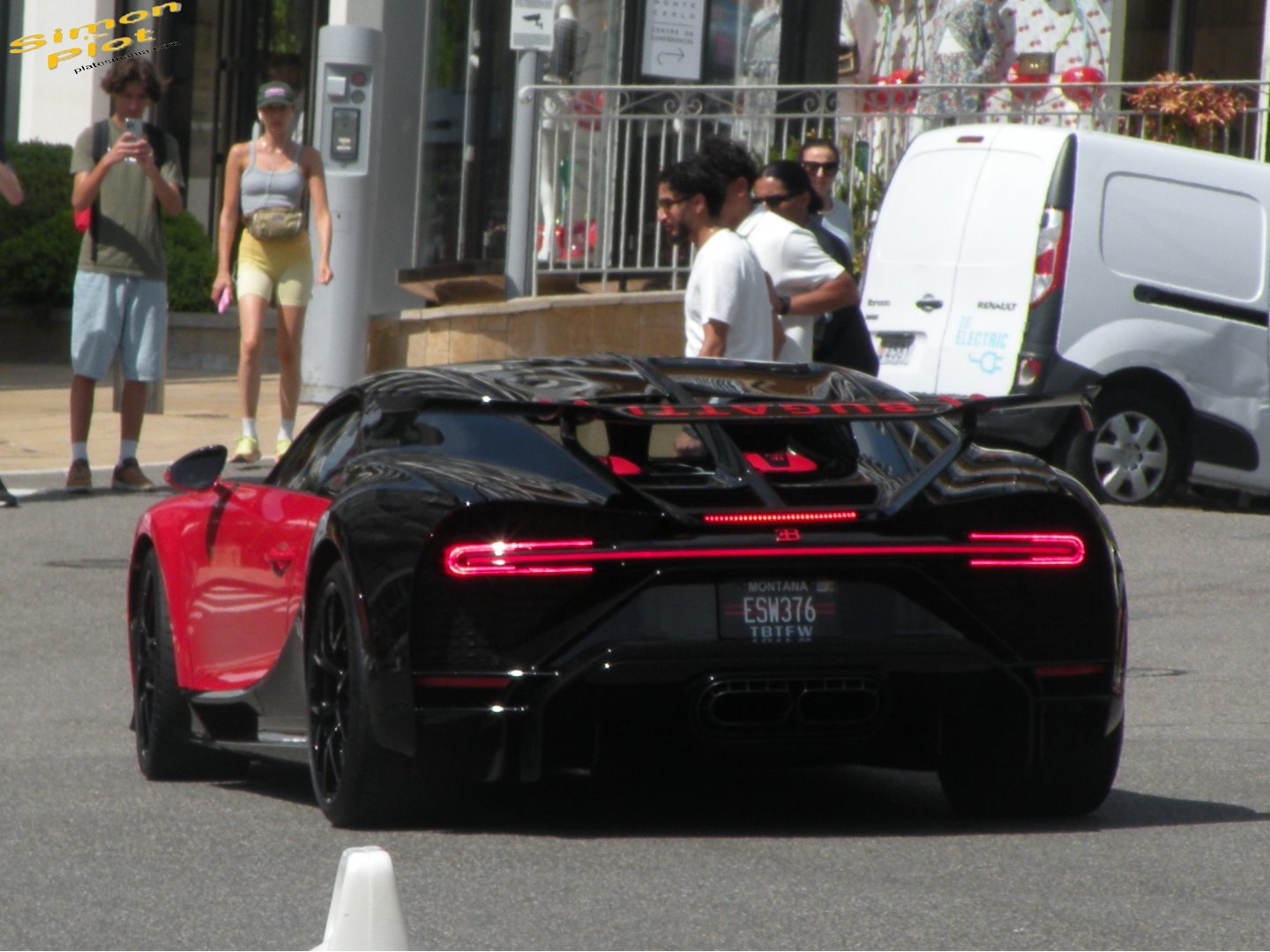 ESW376, Bugatti Chiron 2016–2024