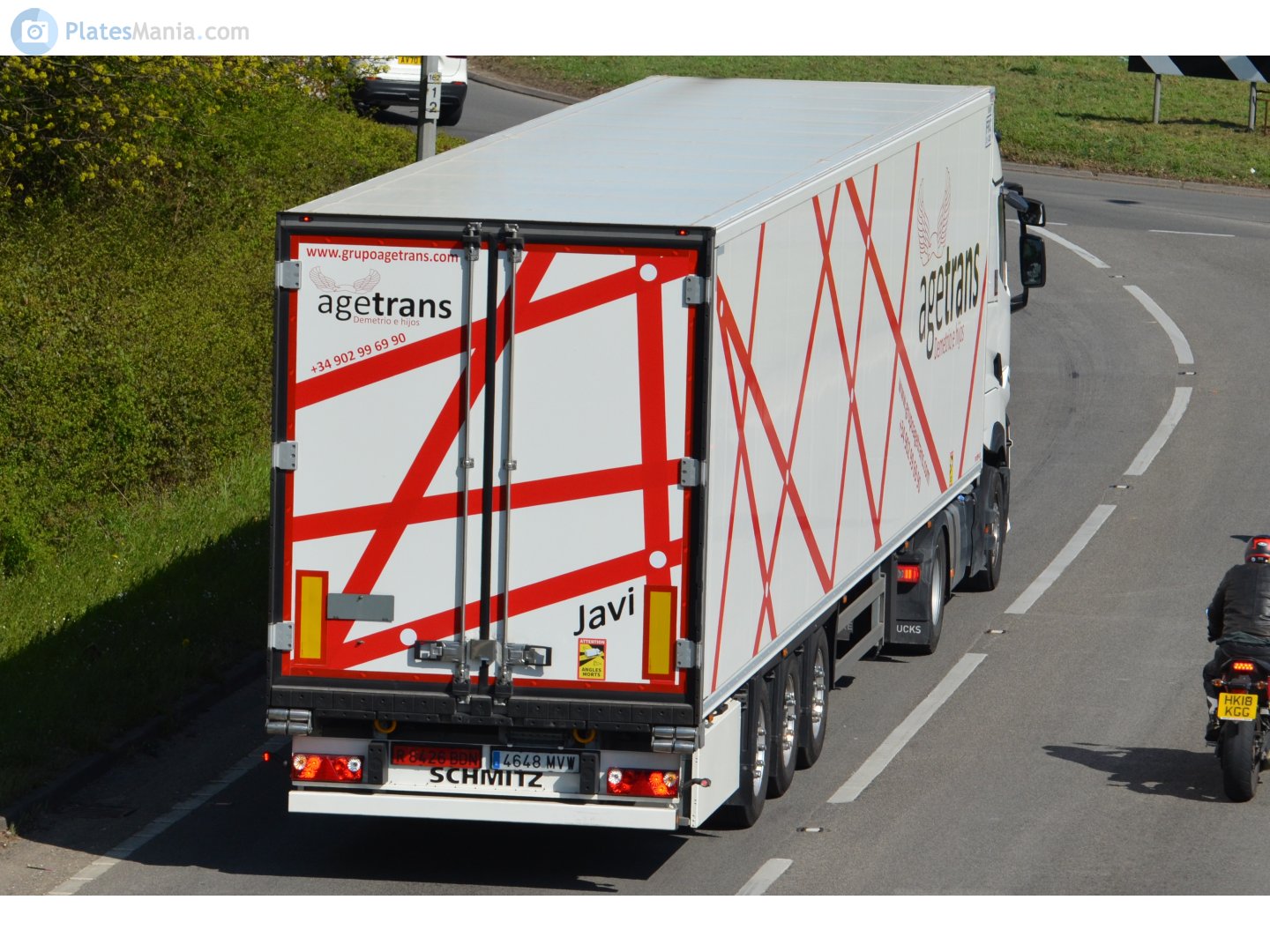 R 8426 BDN, Schmitz SKO 