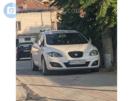PP 4239 AG, SEAT León
