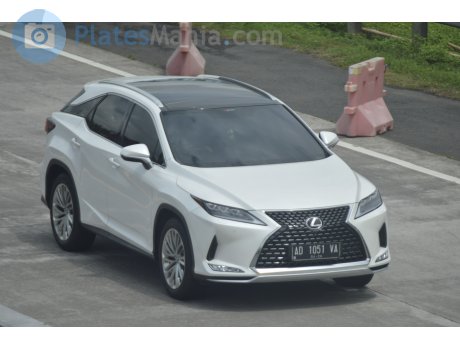 AD 1051 VA, Lexus RX