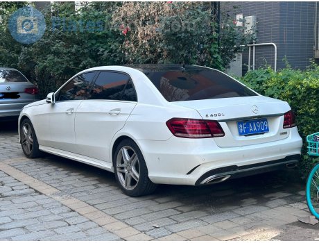 津F·AA909, Mercedes-Benz E-Klasse