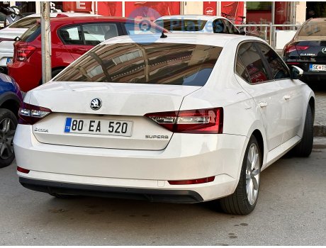 80 EA 520, Skoda Superb