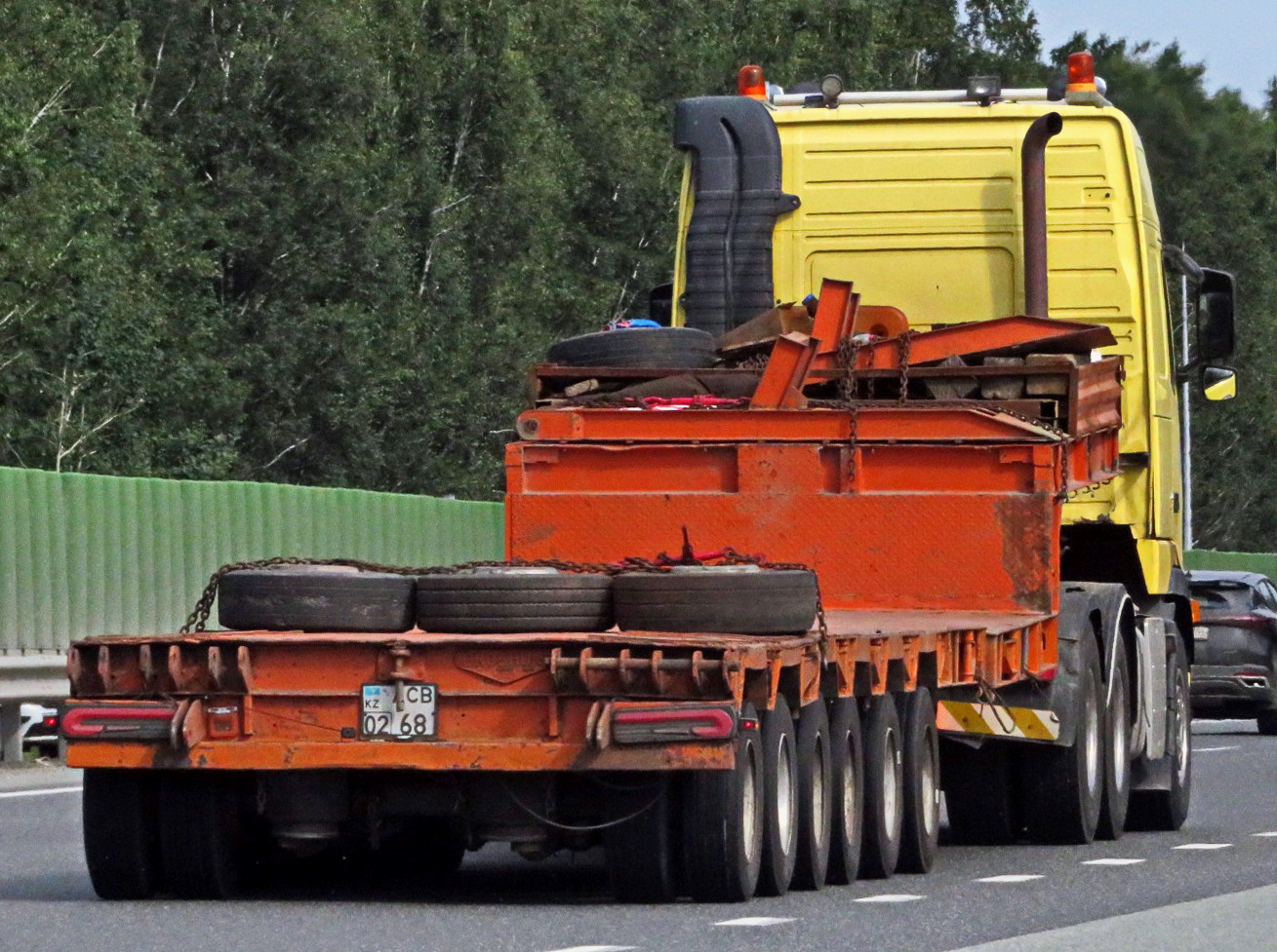 ACB 68 02, Broshuis 