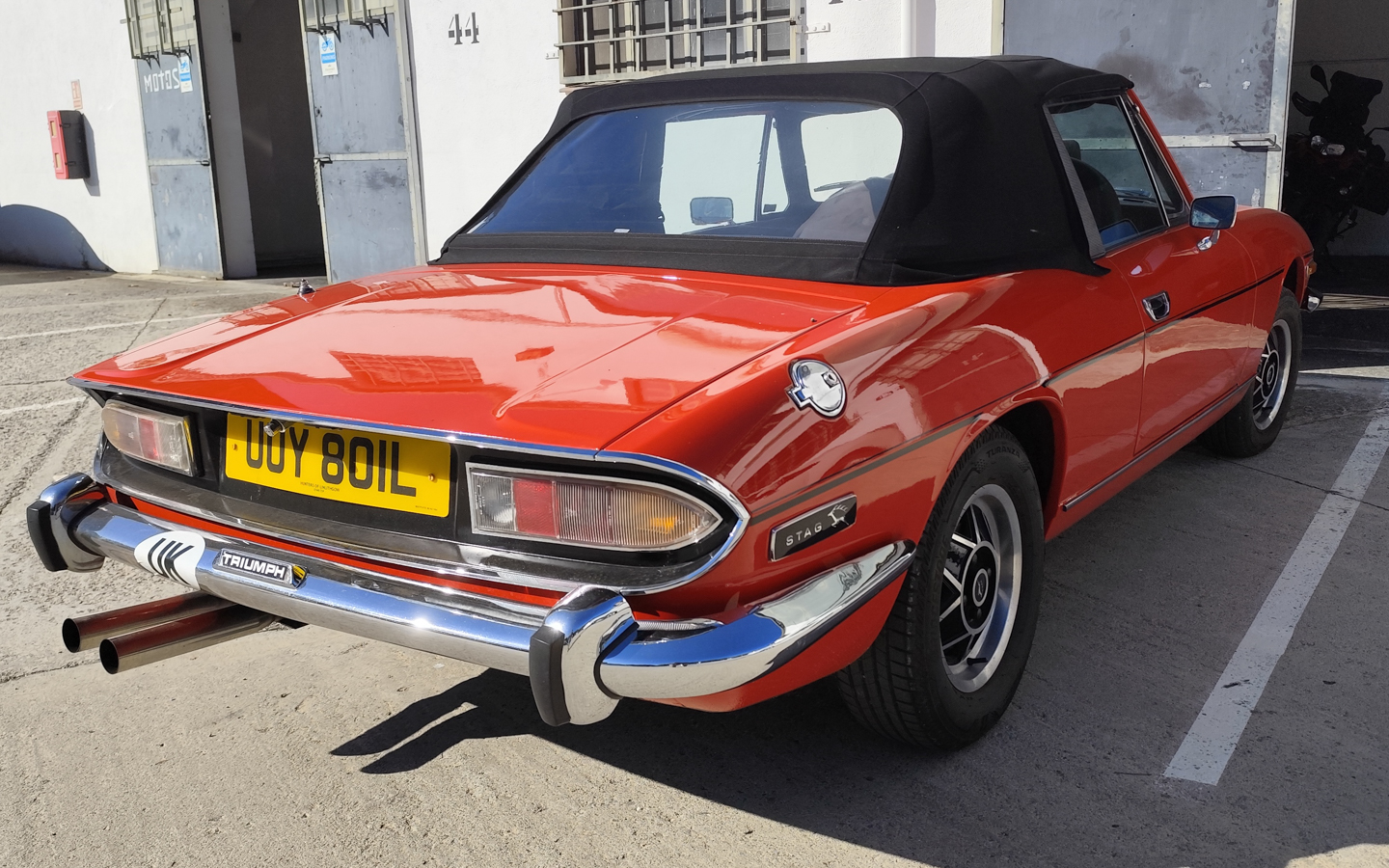 UUY801L, Triumph Stag 