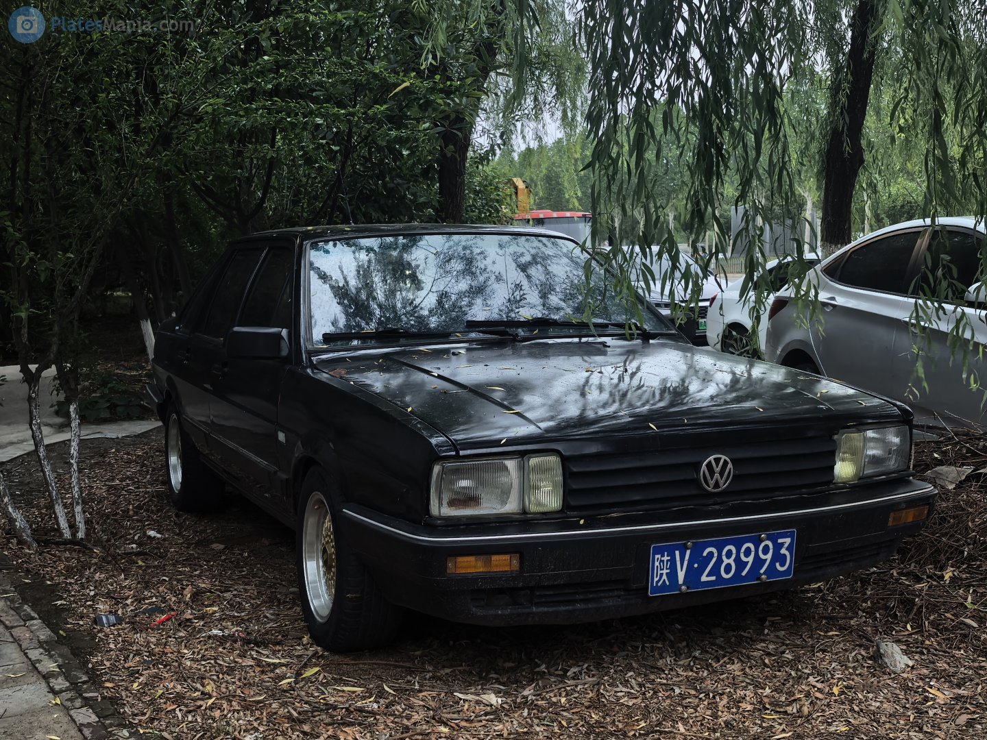陕V·28993, Volkswagen Santana 1st gen Sedan, 1981–1989 (–2012 for CN-market)