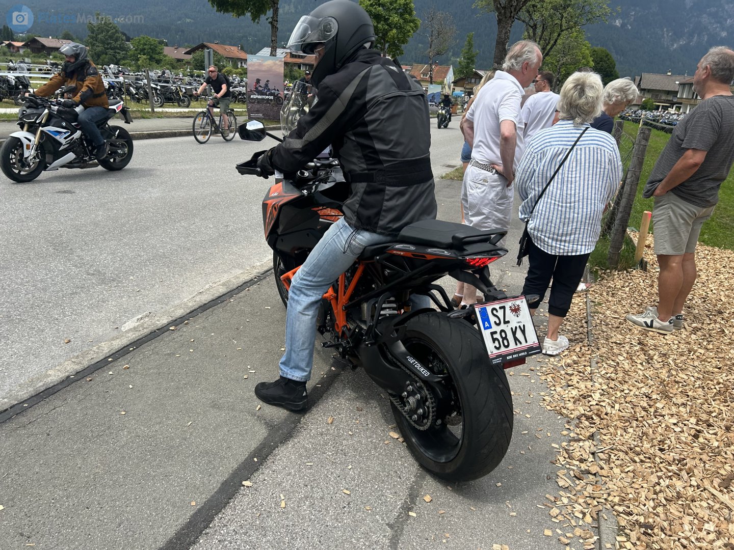 SZ 58 KY, KTM Super Duke 