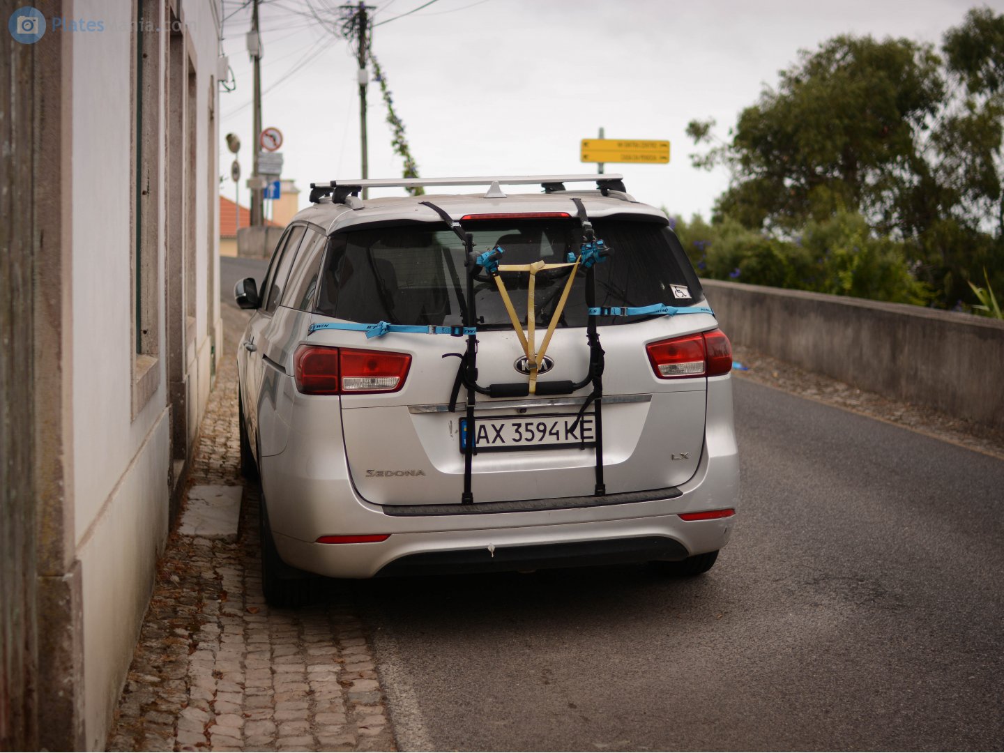 AX 3594 KE, Kia Sedona 3rd gen (Grand) (YP), 2014–2021