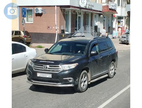 2000EF02, Toyota Highlander