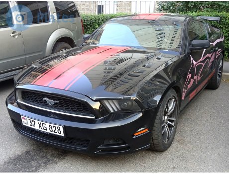 37 XG 828, Ford Mustang