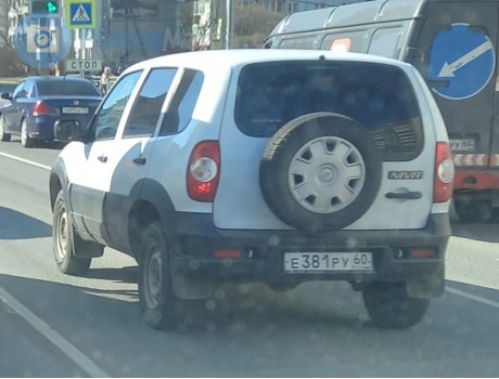 е381ру60, Lada (VAZ) 2123 Niva