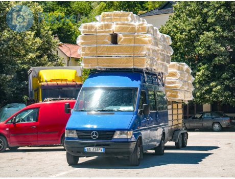 AA 413 FV, Mercedes-Benz Sprinter