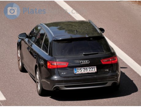 DS 26221, Audi A6