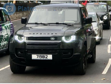 719812, Land Rover Defender