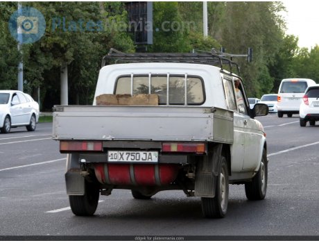 10 X 750 JA, Lada (VAZ) 2329 Нива