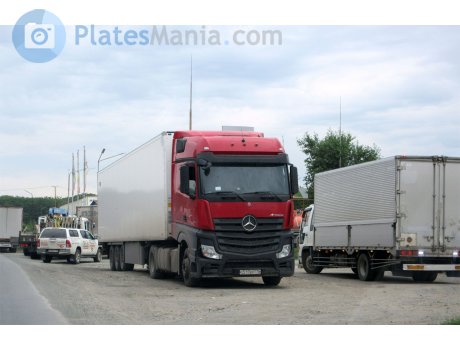 о517вк716, Mercedes-Benz Actros