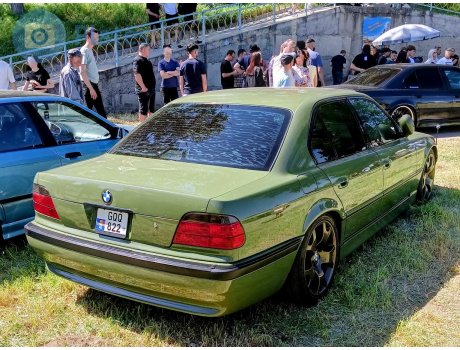 GQQ 822, BMW 7 Series