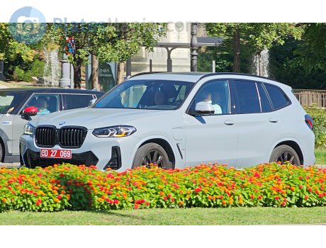 CD 27 069, BMW X3