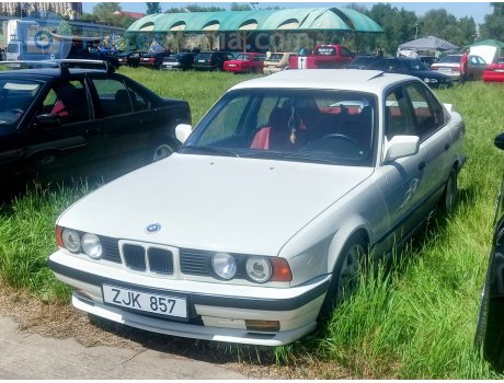 ZJK 857, BMW 5 Series