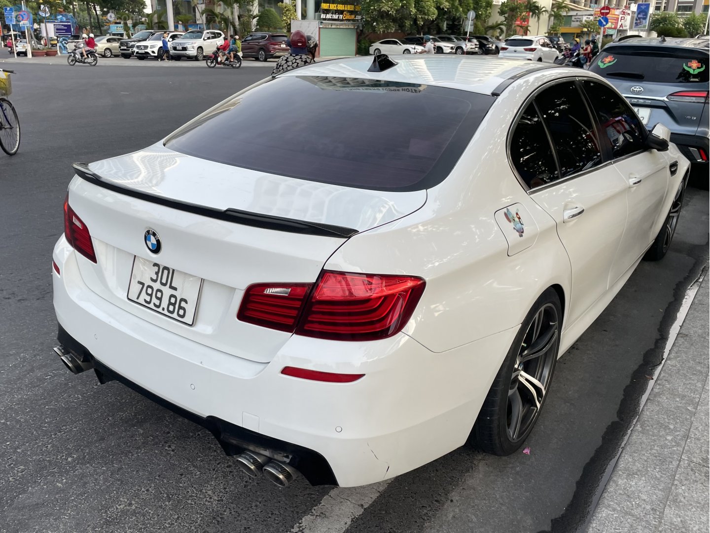 30L-799.86, BMW 5 Series 6th gen Sedan (F10/F18), 2010–2017