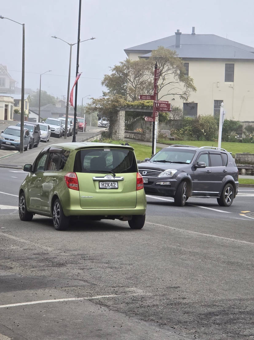 HZK42, Toyota Ractis 1st gen (XP100), 2005–2010