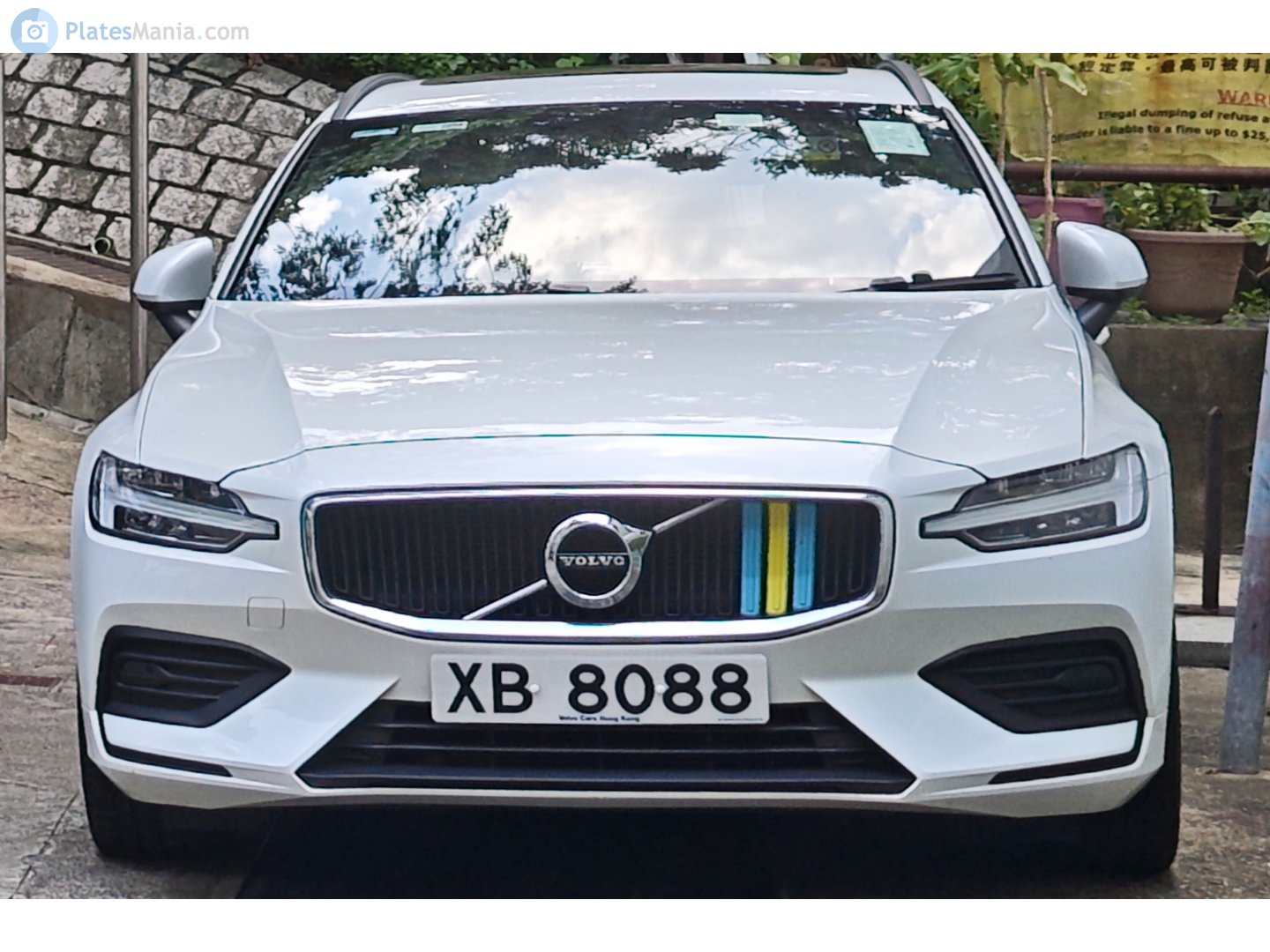 XB 8088, Volvo V60 2nd gen (225/257), 2018–