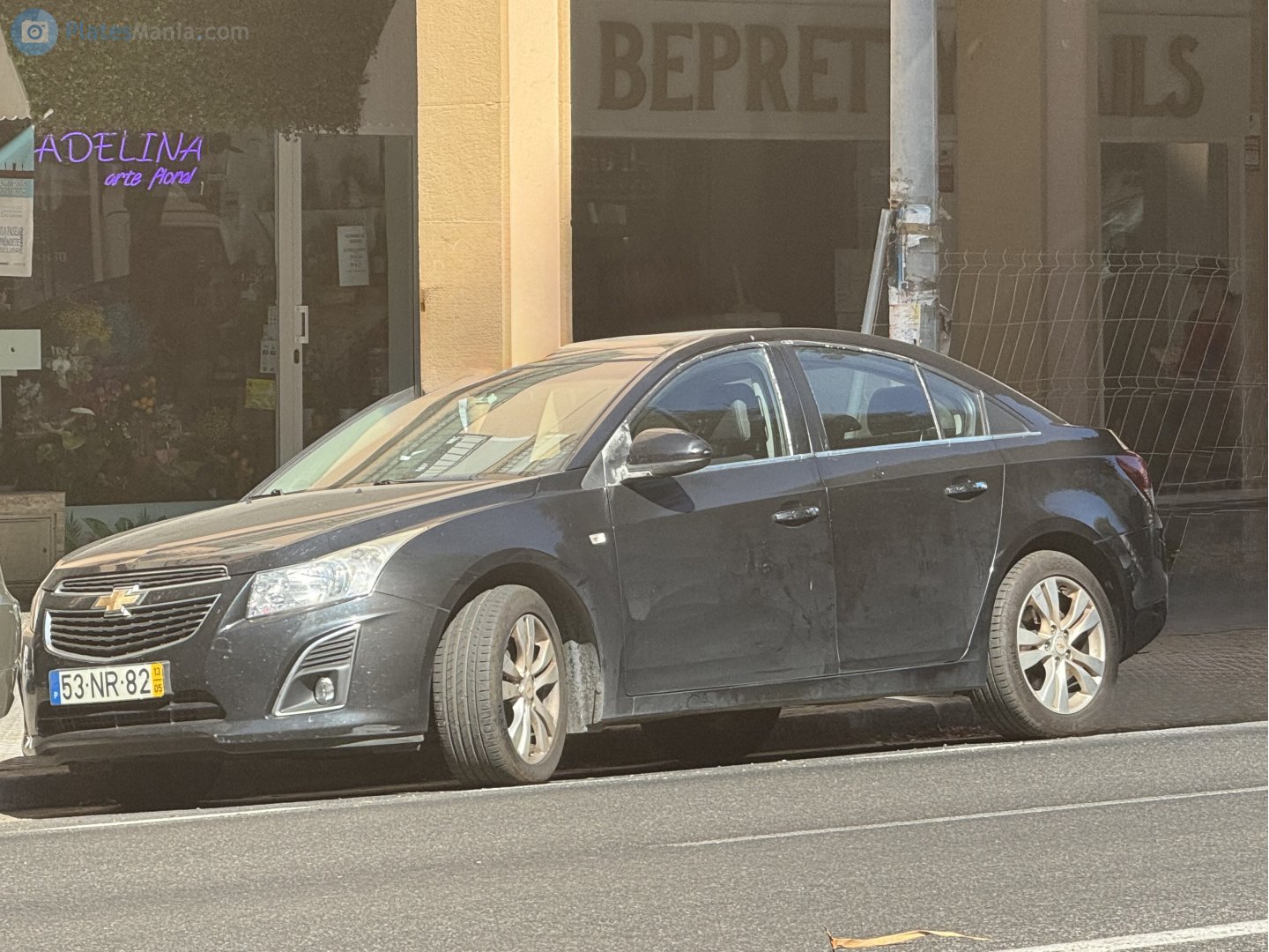 53-NR-82, Chevrolet Cruze 1st gen Sedan (J300), 2008–2016
