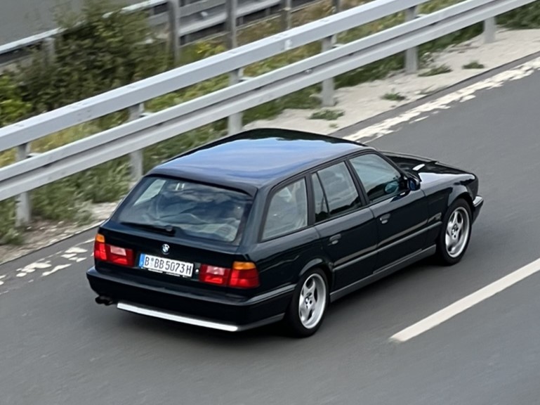 B BB 5073 H, BMW M5 2nd gen Touring (E34), 1988–1995