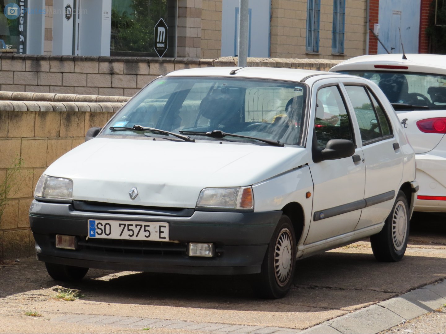 SO 7575 E, Renault Clio 1st gen 5-door Hatch (B57), 1990–1996
