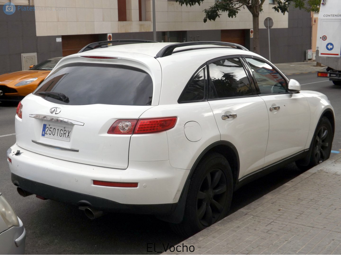 2501 GRX, Infiniti QX70/FX-Series 1st gen FX (S50), 2003–2008