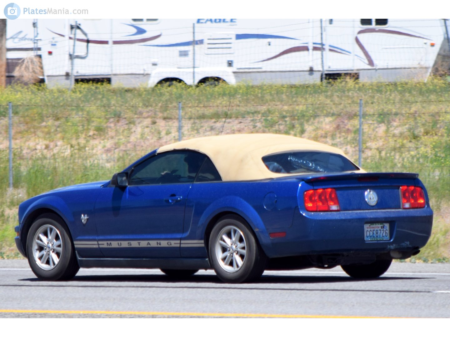 CCE8726, Ford Mustang 5th gen 2-door Convertible (S197), 2004–2009